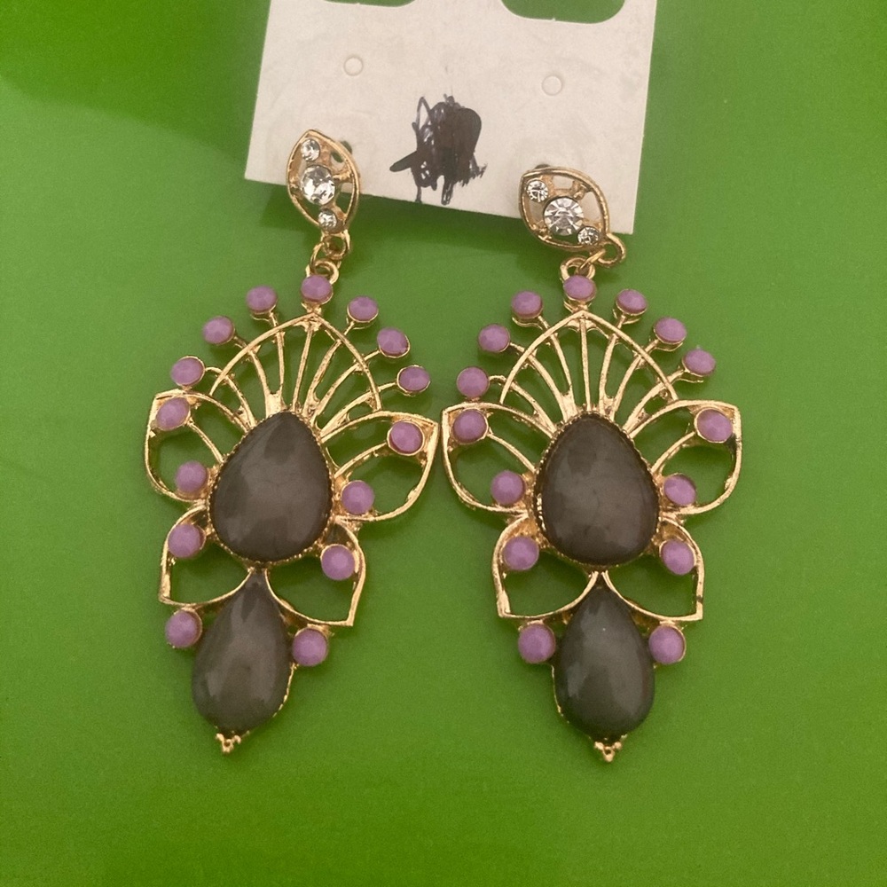 Women’s purple earrings